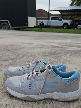 Skechers Relaxed Fit Pickleball Sneajers Size 9.5